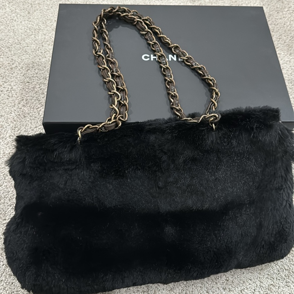 Chanel fur bag - Picture 4 of 7
